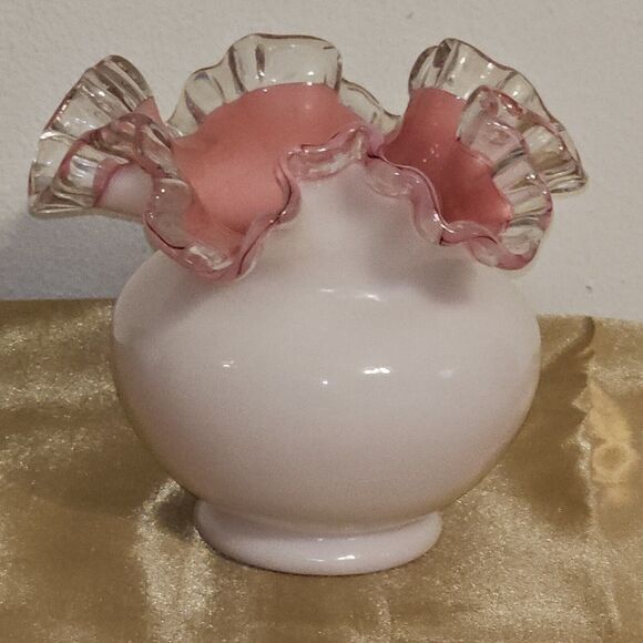 Vintage FENTON Cased Milk Glass Silver Crest White Rose Bowl Pink Ruffled - Picture 3 of 10